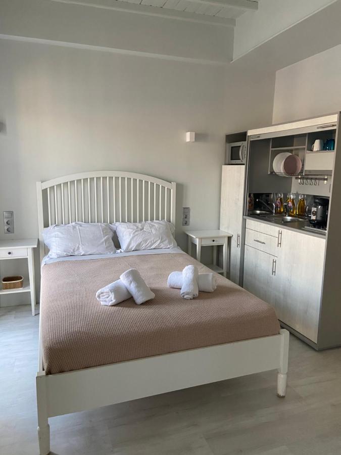 Ferienwohnung Elenitas Flat Next To The Windmills Mykonos Town Exterior foto
